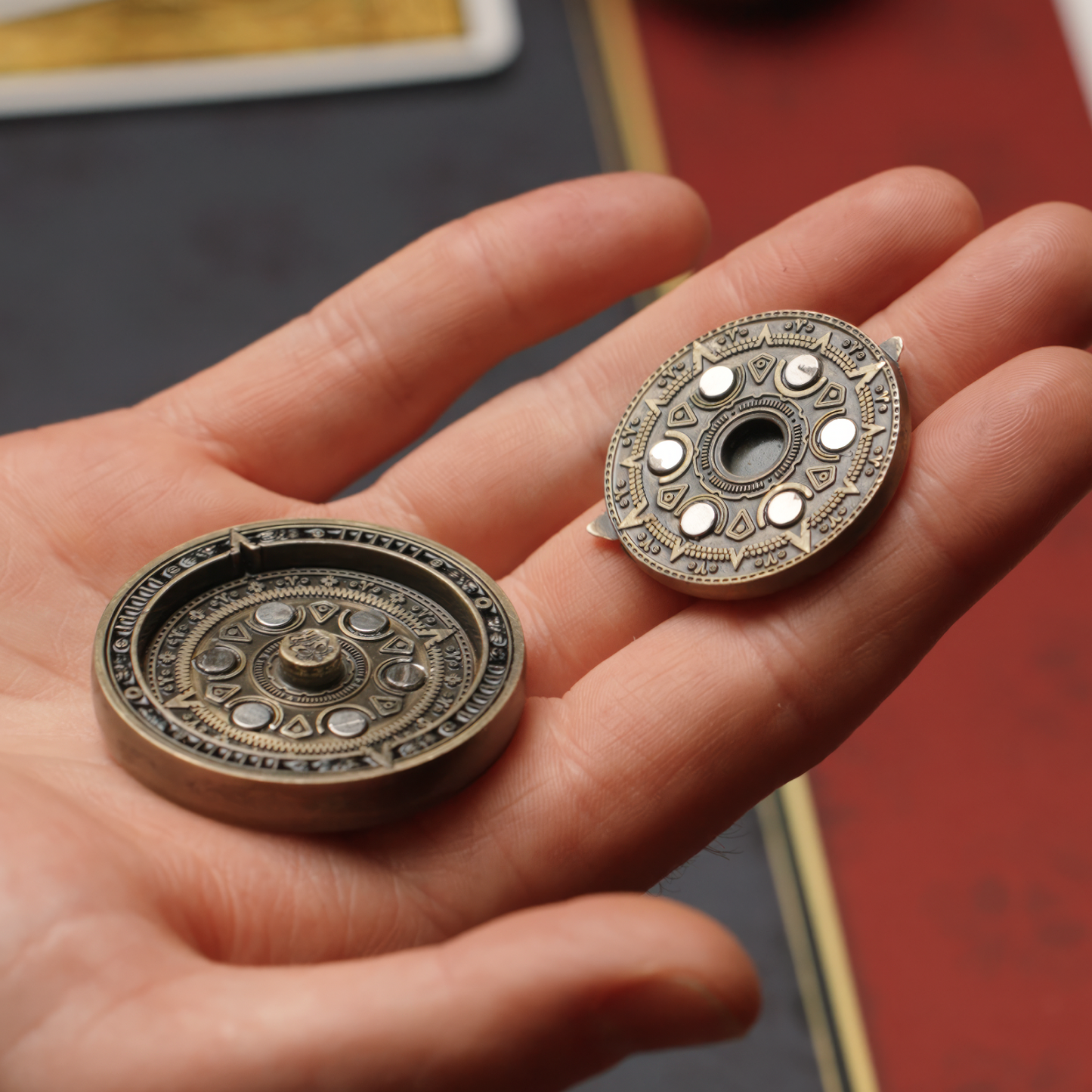 "Double Blind" Pirate Fidget Coin (Big/Small Blind) Poker Accessory